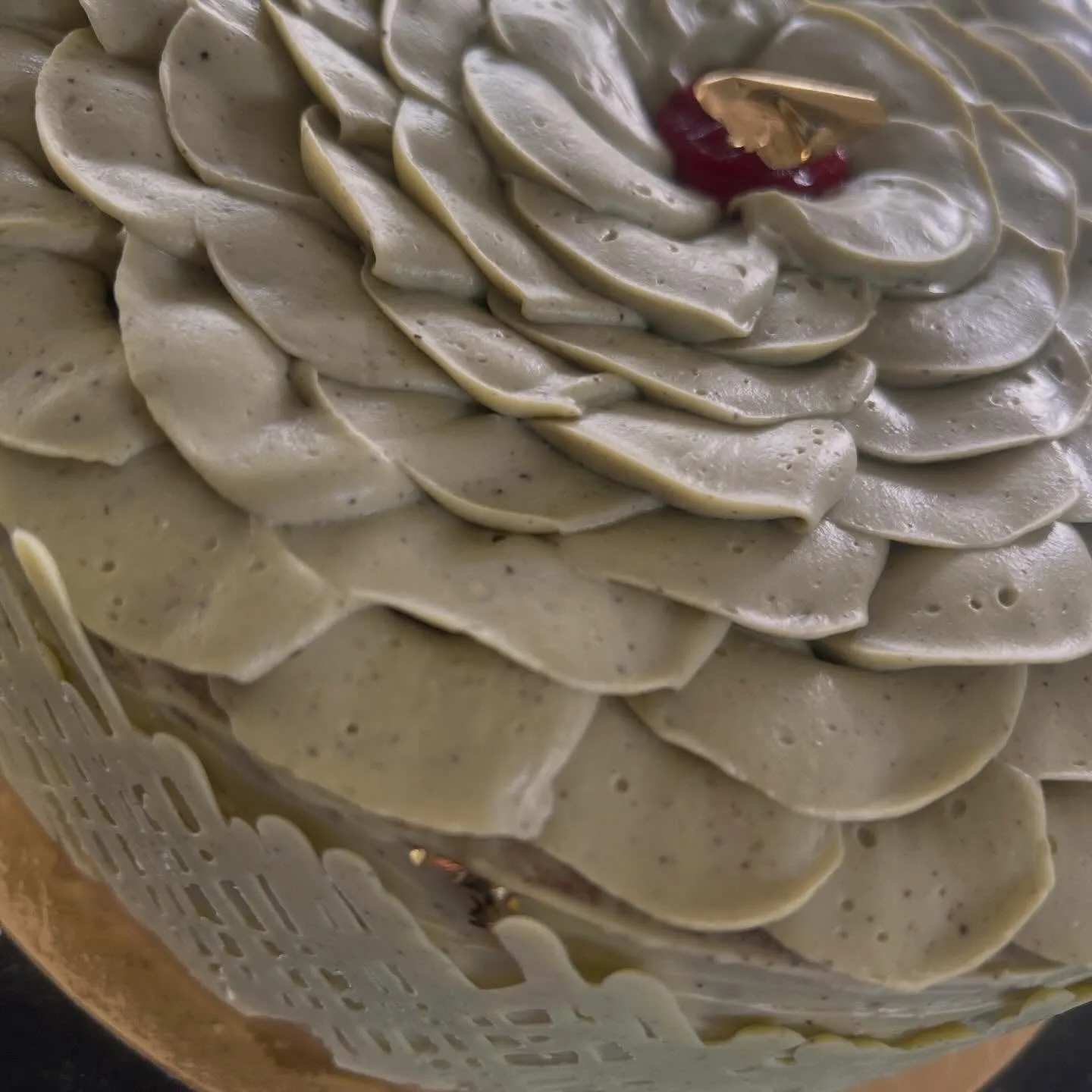 Torta pistacchio e lamponi (2/2)