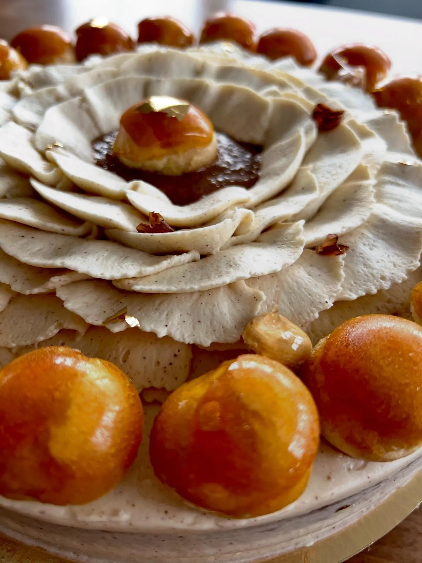 Torta alle nocciole e Saint Honoré (2/3)