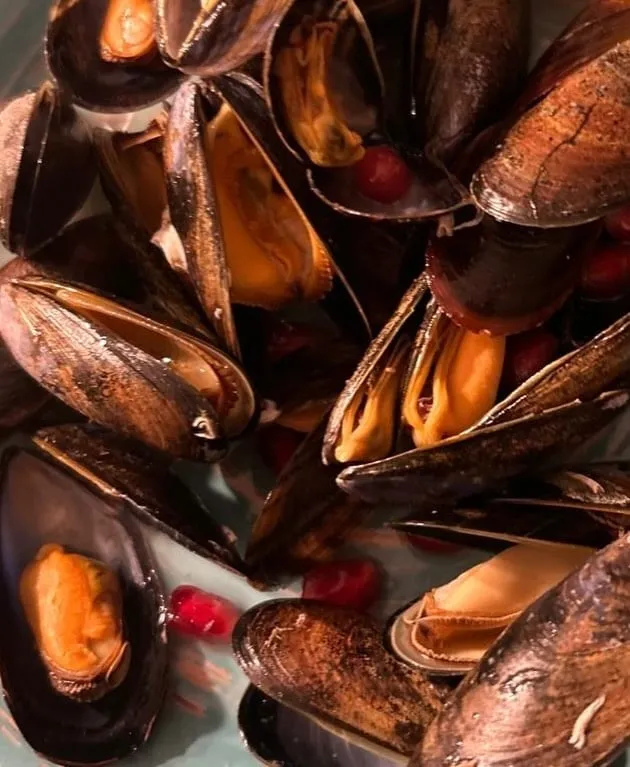Cozze al gin e melograno (2/2)