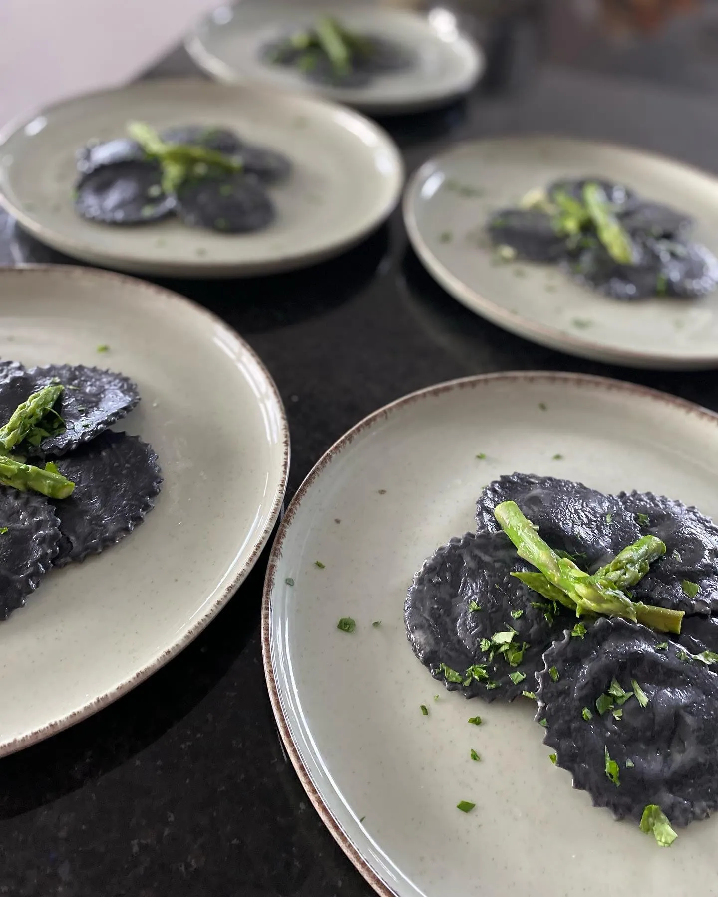 Ravioli al nero di seppia (3/3)